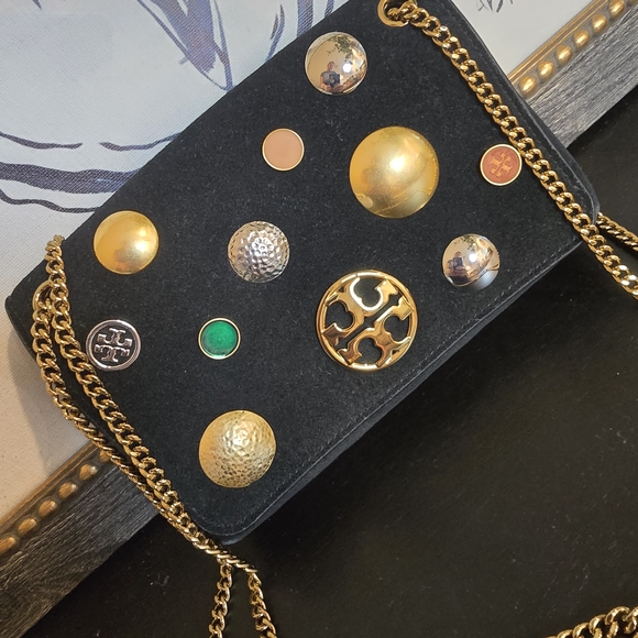 Tory BurchChelsea Studded Convertible Shoulder Bag - Picture 2 of 12